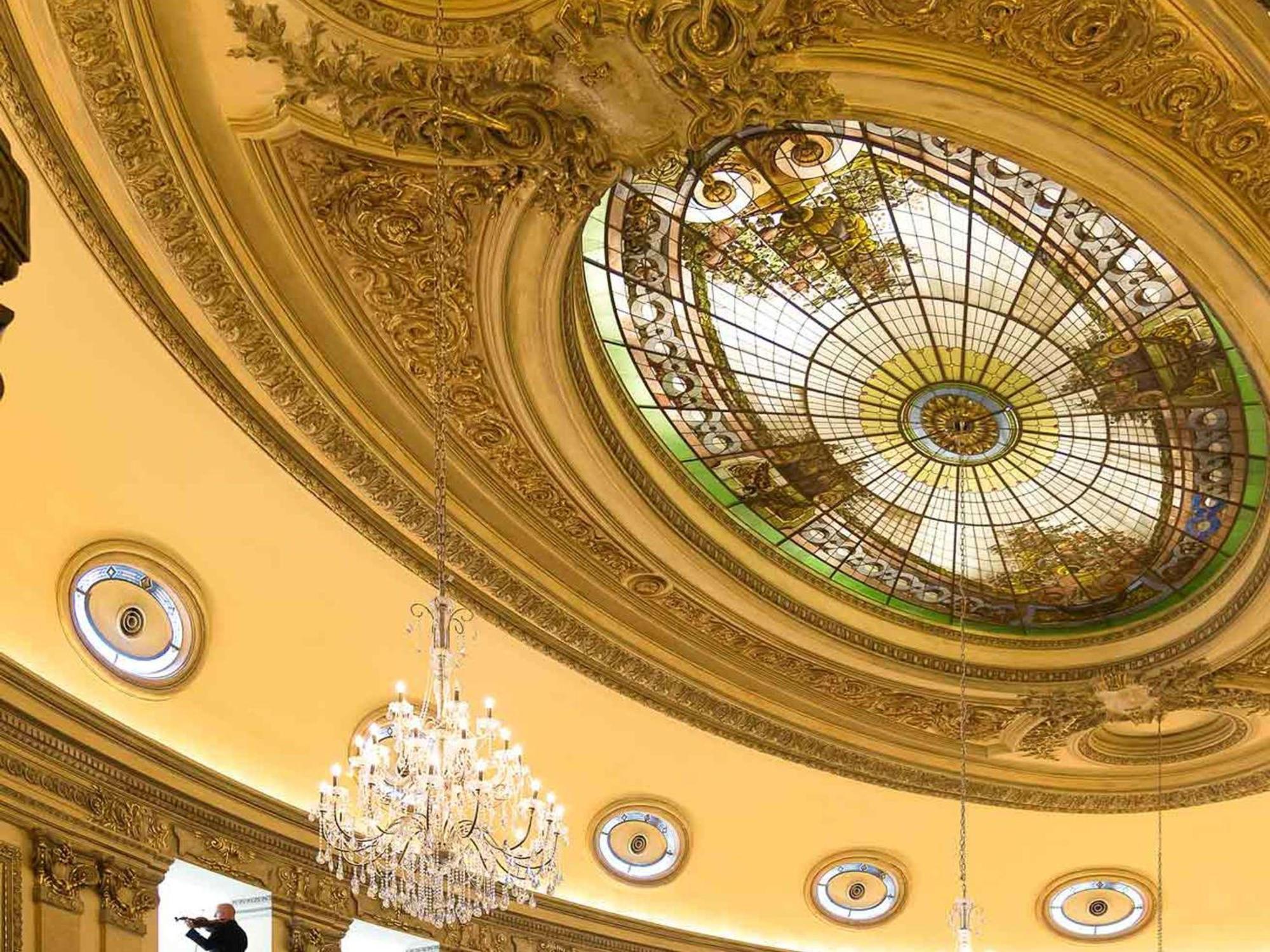 Sofitel Montevideo Casino Carrasco & Spa Ngoại thất bức ảnh Ceiling of the ballroom